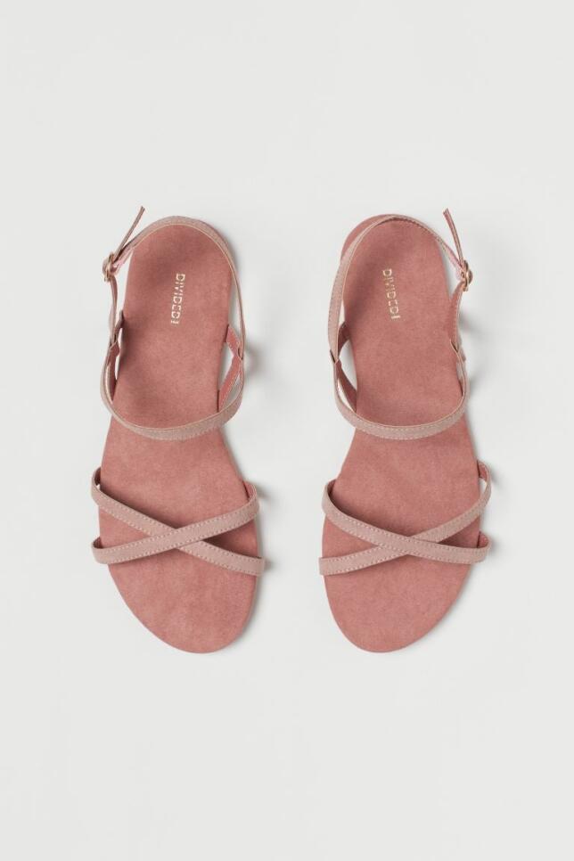 https://resizer.mujerhoy.com/resizer/resizer.php?imagen=http://static-blogs.mujerhoy.com/shopping-philosophy/wp-content/uploads/sites/2/2020/05/moda138.jpeg&nuevoancho=644&crop=0 https://resizer.mujerhoy.com/resizer/resizer.php?imagen=http://static-blogs.mujerhoy.com/shopping-philosophy/wp-content/uploads/sites/2/2020/05/moda138.jpeg&nuevoancho=644&crop=0